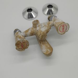 Hot and cold water mixer faucet plastic bath shower faucet – In-Wall B & S Faucets / Yellow